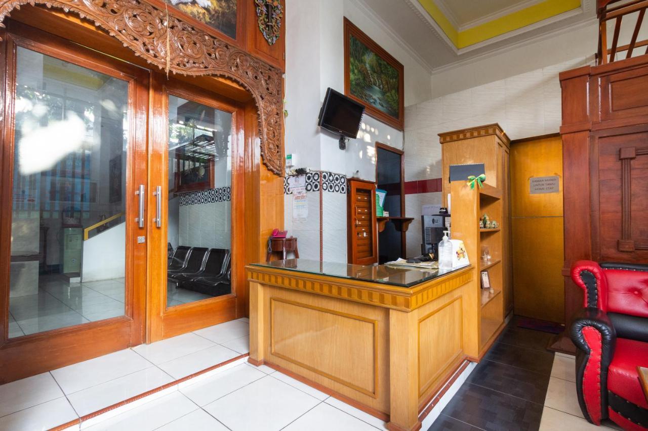 Homestay Gayatri Sawojajar Near Univ Negeri Malang Kampus 2 Mitra Reddoorz Kültér fotó