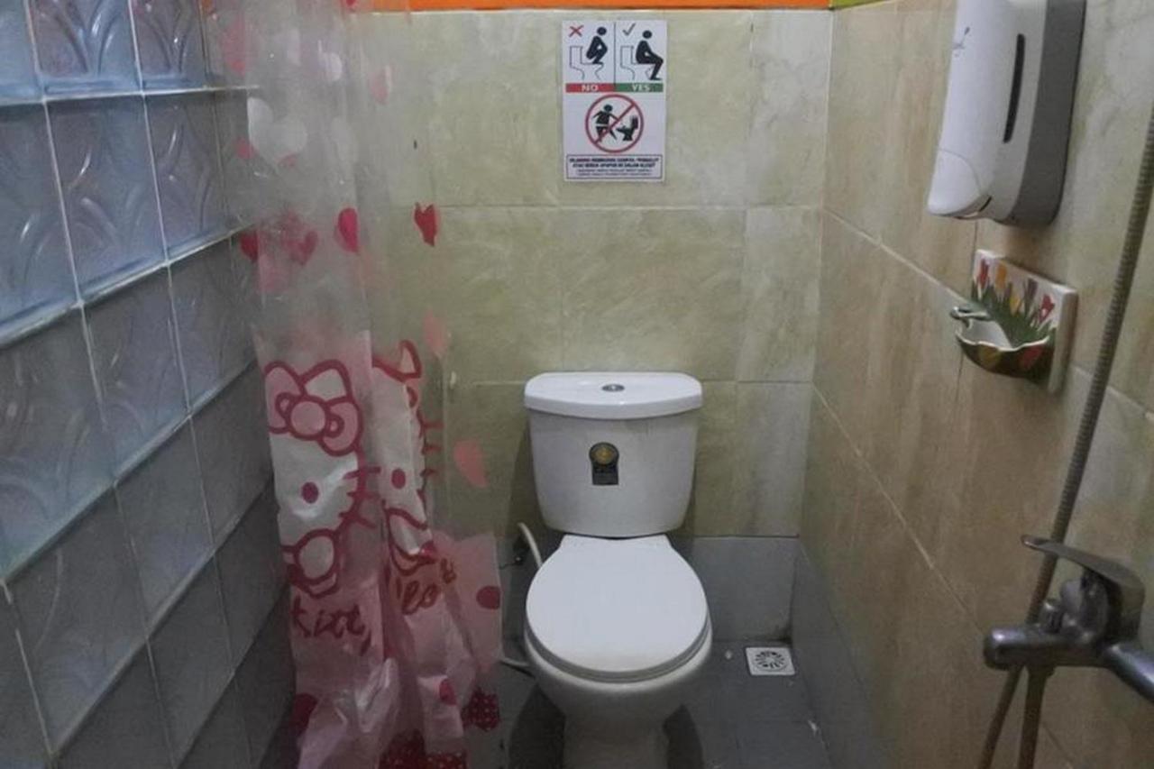 Homestay Gayatri Sawojajar Near Univ Negeri Malang Kampus 2 Mitra Reddoorz Kültér fotó